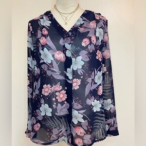 Floral Women's Top - Navy and Pink